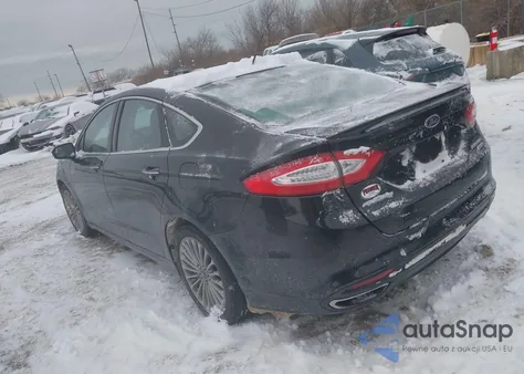2013 Ford Fusion Titanium z USA, uszkodzony, nr VIN 3FA6P0D95DR298717